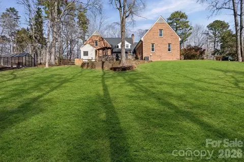 25 Blenheim Ne Ct NE, Concord, NC 28025