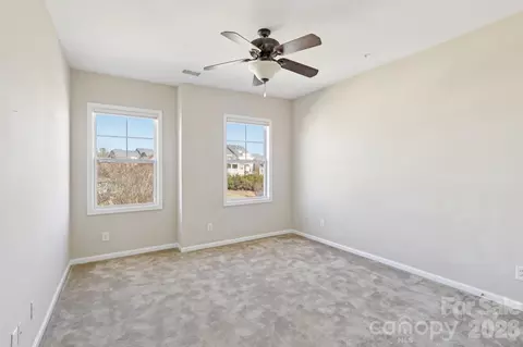 Bedroom - 609 Sunfish Ln, Fort Mill, SC 29708 photo 3 of 6