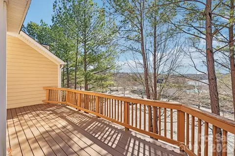 Exterior - 609 Sunfish Ln, Fort Mill, SC 29708 photo 2 of 3