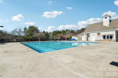 Exterior - 609 Sunfish Ln, Fort Mill, SC 29708 photo 3 of 3