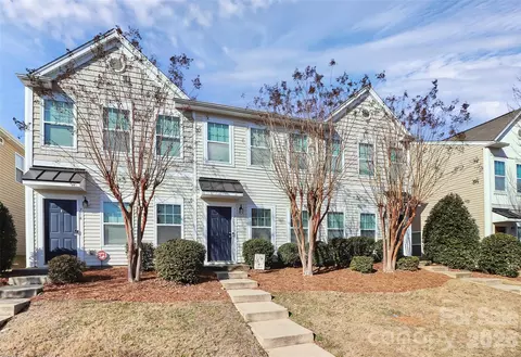 712 Chelton Ln, Fort Mill, SC 29715