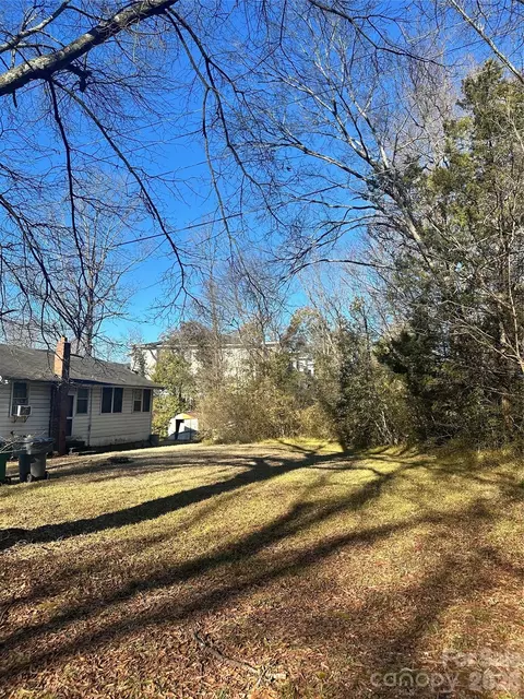 4326 Connelly Cir, Charlotte, NC 28208