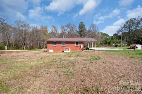 Exterior - 741 Mangum School Rd, Pageland, SC 29728 photo 3 of 8