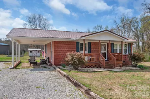 Exterior - 741 Mangum School Rd, Pageland, SC 29728 photo 2 of 8