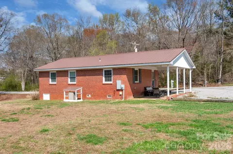 Exterior - 741 Mangum School Rd, Pageland, SC 29728 photo 4 of 8