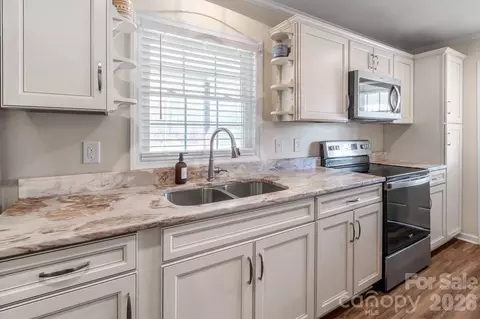 Kitchen - 741 Mangum School Rd, Pageland, SC 29728 photo 2 of 3