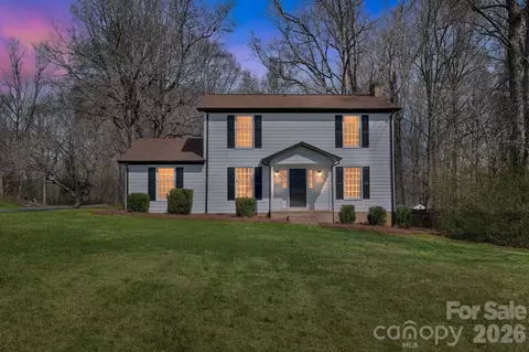 420 Montana Dr, Gastonia, NC 28056