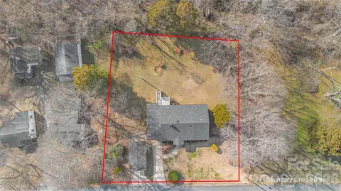 423 S Rhyne St, Dallas, NC 28034