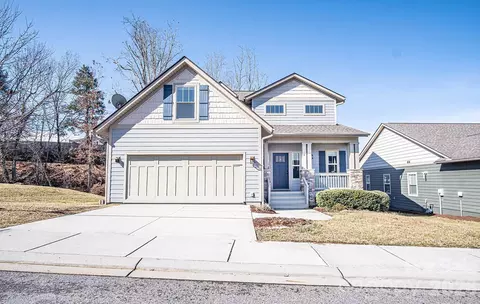 41 Sandstone Dr, Weaverville, NC 28787