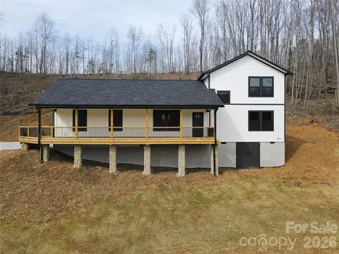 853 Haven Heights Dr, Marion, NC 28752