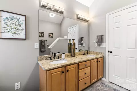 Bath - 7695 Sedgebrook E Dr E, Stanley, NC 28164 photo 5 of 6
