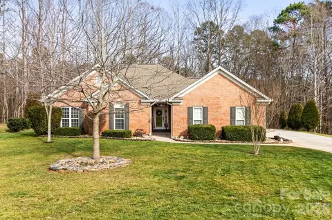 7695 Sedgebrook E Dr E, Stanley, NC 28164