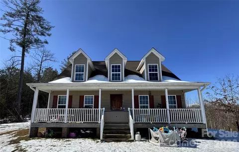 4913 Celia Creek Rd, Lenoir, NC 28645
