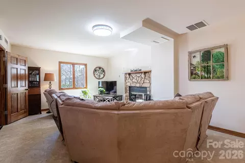 39 Red Oak Ln, Alexander, NC 28701 photo 29
