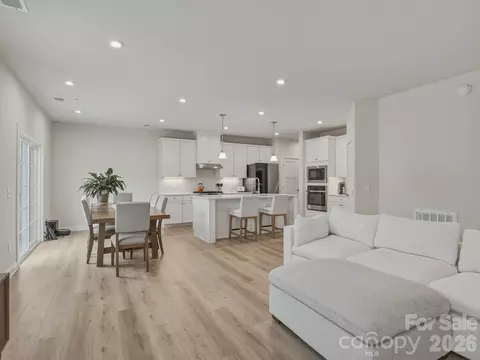 Living - 1821 Meredith Pl, Monroe, NC 28112 photo 4 of 5