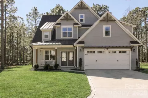 711 Bald Eagle Dr, Vass, NC 28394