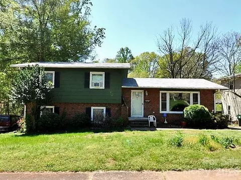 3414 Winterfield Pl, Charlotte, NC 28205