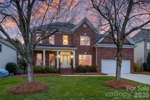 8919 Whittingham Dr, Waxhaw, NC 28173