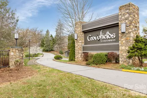 403 Crowfields Dr, Asheville, NC 28803
