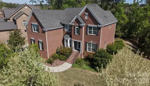 18021 Pawleys Plantation Ln, Charlotte, NC 28278