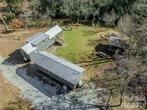9017 E Fork Rd, Brevard, NC 28712 photo 3