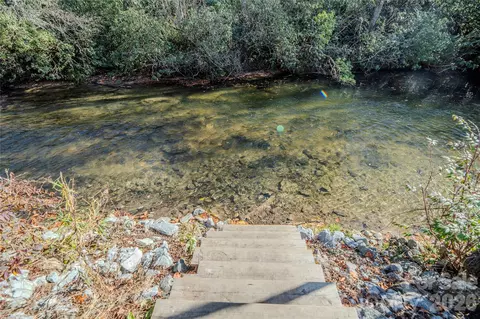 9017 E Fork Rd, Brevard, NC 28712 photo 4