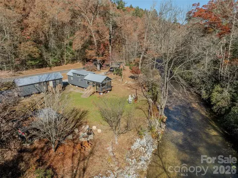 9017 E Fork Rd, Brevard, NC 28712 photo 2