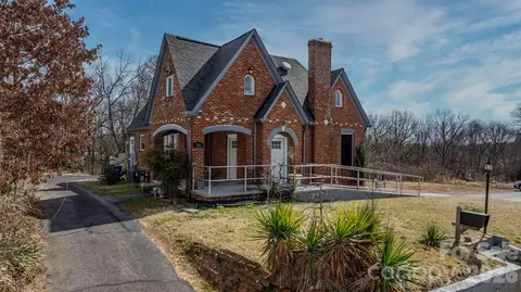 115 12th Sw St SW, Hickory, NC 28602
