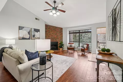 1606 Sharon W 40 Rd W #40, Charlotte, NC 28210