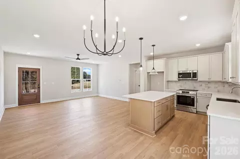 2279 Lee Lawing Rd, Lincolnton, NC 28092