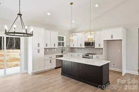 2271 Lee Lawing Rd, Lincolnton, NC 28092