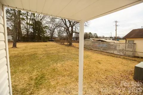 Exterior - 1304 Brenner Ave, Salisbury, NC 28144 photo 1 of 2