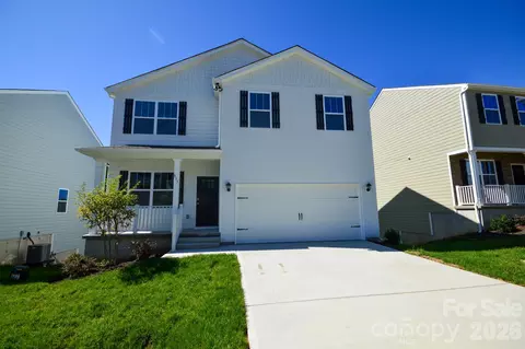835 Adelston Ln, Asheville, NC 28804