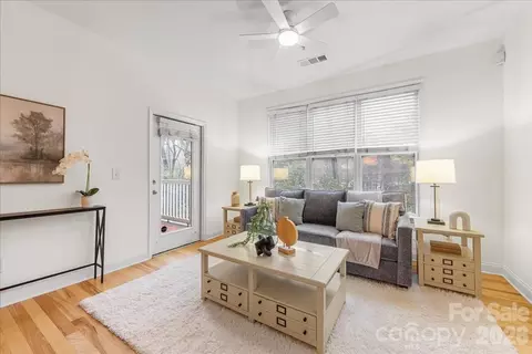 1000 E Woodlawn 118 Rd #118, Charlotte, NC 28209