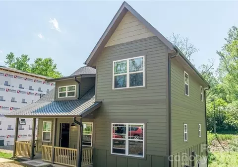 35 Emmett Ln, Asheville, NC 28806