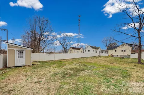 Exterior - 59 Cedar St, Salisbury, NC 28144 photo 4 of 6