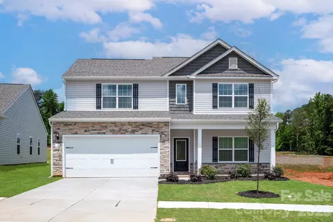 6734 Fairford Dr, Charlotte, NC 28215