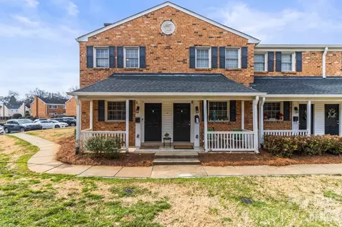 1336 Green Oaks J Ln #J, Charlotte, NC 28205