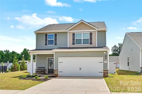 2215 Transatlantic Ave, Charlotte, NC 28215