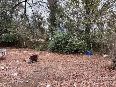 Exterior - 1604 Salisbury Ave, Albemarle, NC 28001 photo 3 of 6