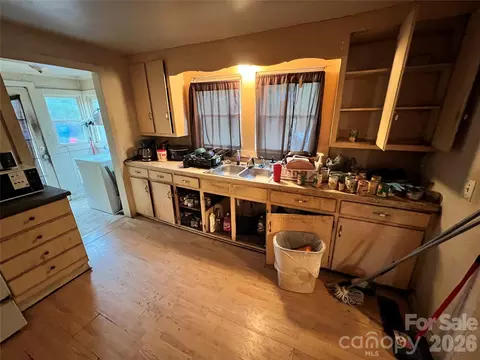Kitchen - 1604 Salisbury Ave, Albemarle, NC 28001 photo 1 of 2