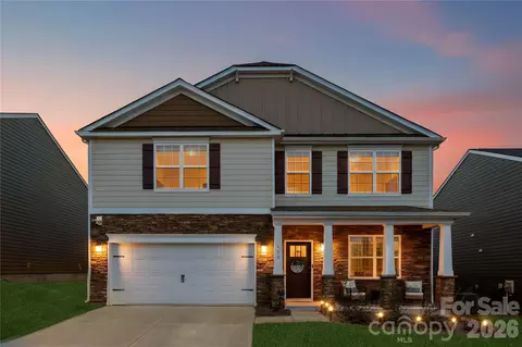 159 Calvin Creek Dr, Troutman, NC 28166