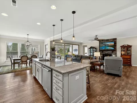 Kitchen - 452 Haven Ave, Fort Mill, SC 29715 photo 3 of 4