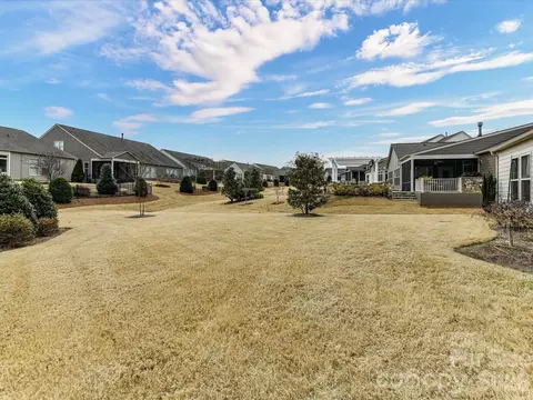 Exterior - 452 Haven Ave, Fort Mill, SC 29715 photo 8 of 11