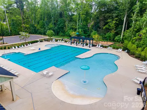 Exterior - 642 Altamonte Dr, Clover, SC 29710 photo 2 of 6