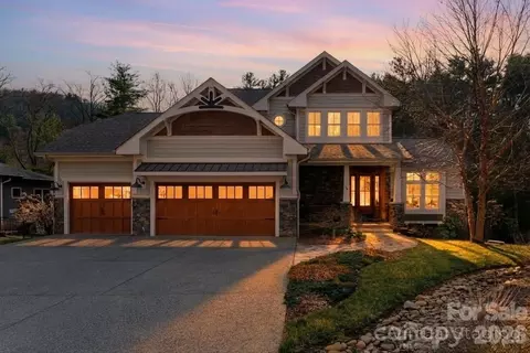14 Twinflower Trl, Asheville, NC 28804