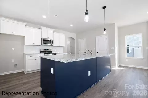 5933 Wallace Ave, Charlotte, NC 28227