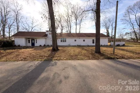 1010 Wesley St, Shelby, NC 28150