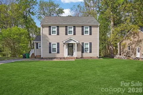 2354 Castlecomer Dr, Charlotte, NC 28262