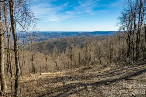 7596 Walkertop Mtn Overlook Dr, Morganton, NC 28655